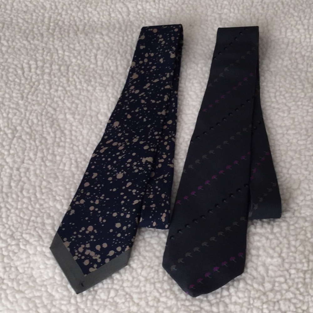 Krizia Men’s Silk Ties. 🛍